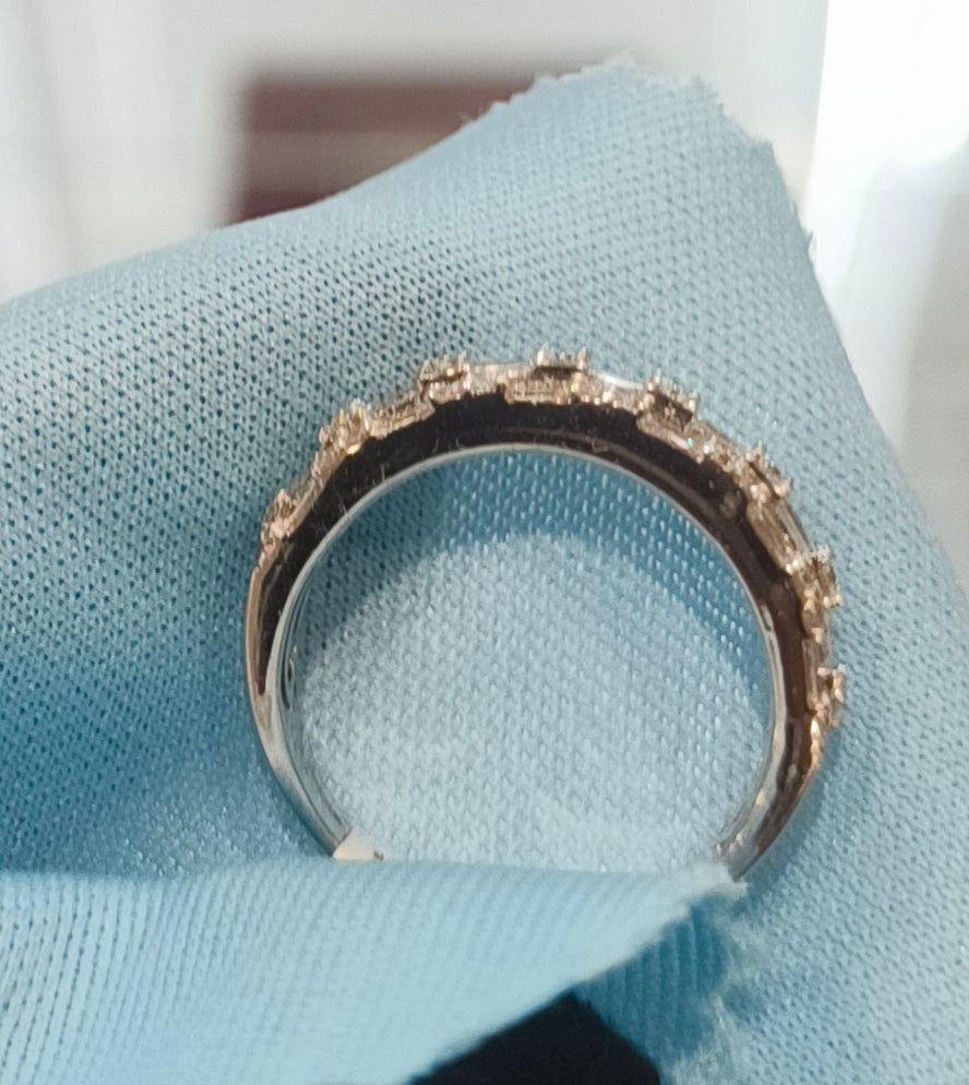 18k White Gold Natural Diamond Baguette & Round Ring